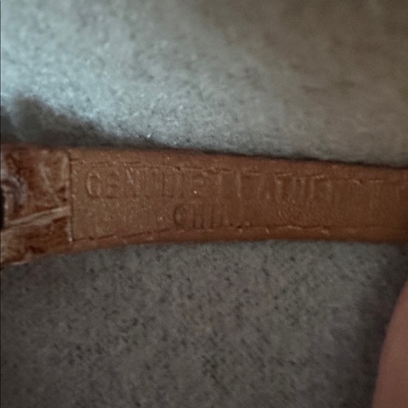 Gucci Paolo Gucci Genuine Diamond and Leather Watch - Picture 13 of 16